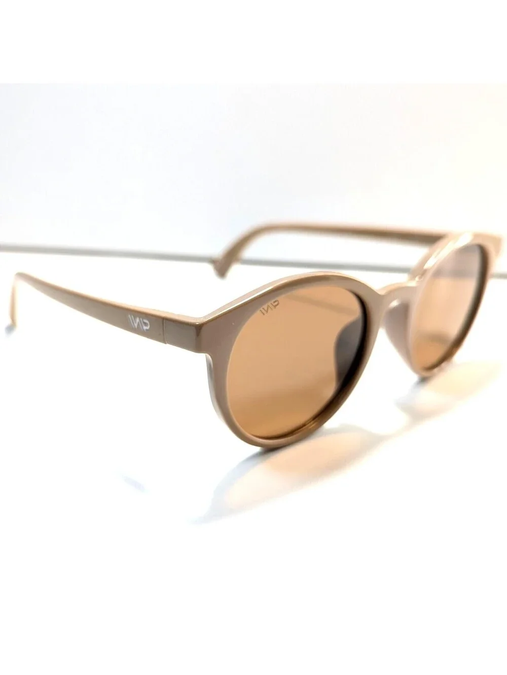 WearMe Pro Polarized Classic Round Retro Light Crystal Brown / Lens ECO03-BGEBRW